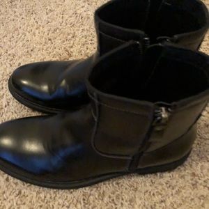 Kenneth Cole Unlisted Boots